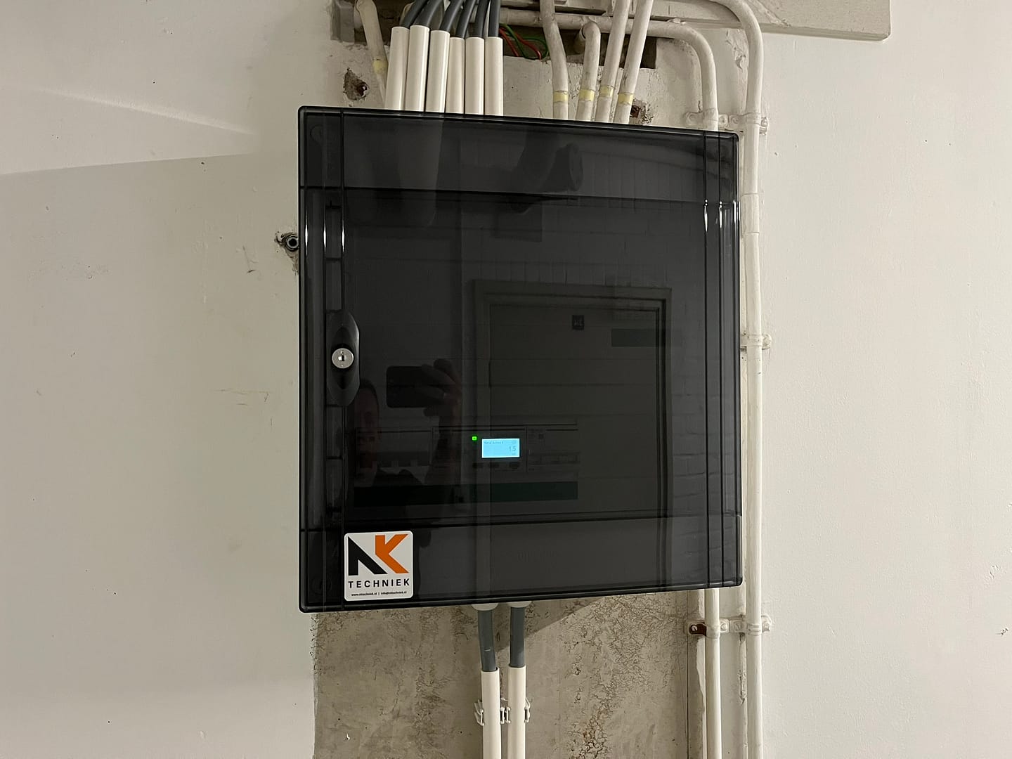 Vervangen onderverdeelkast Vve Sparrenhof